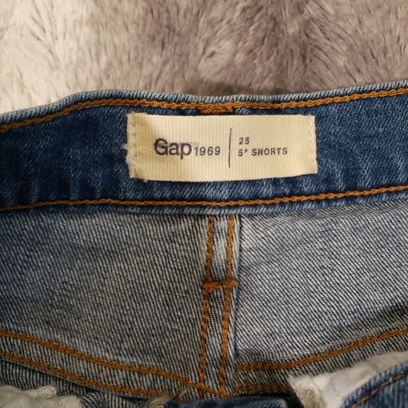Gap demim shorts - Picture 7 of 9